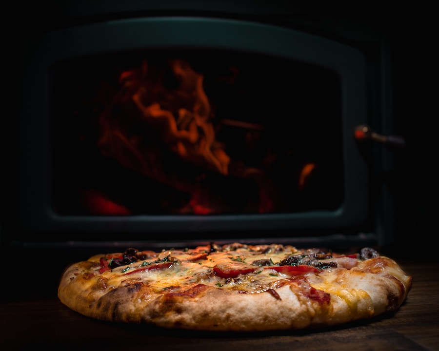 Pizza de peperoni: a receita fácil e rápida para matar a fome