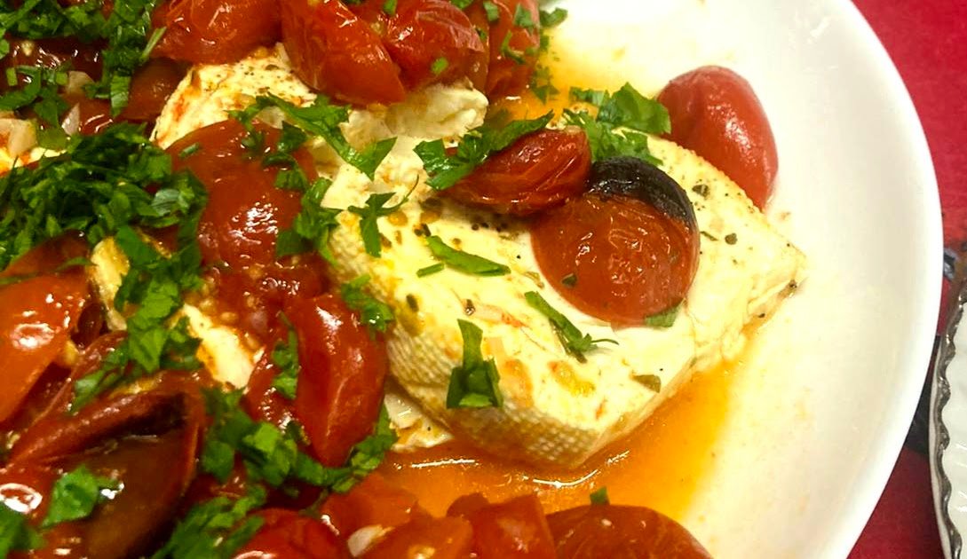 Queijo assado com tomate