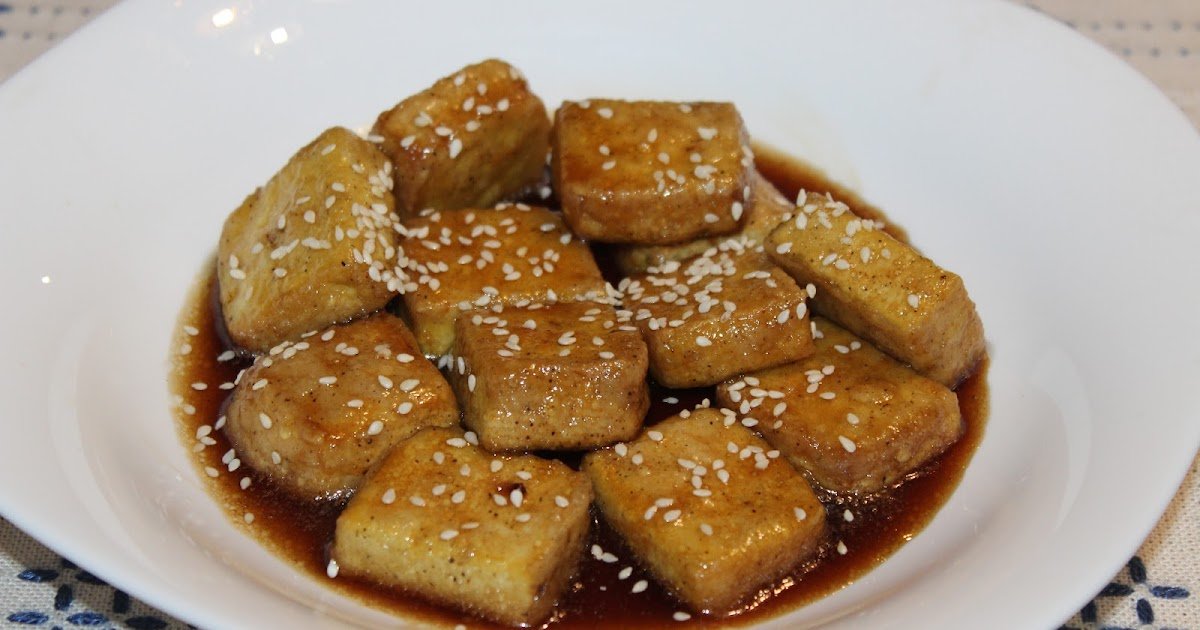 Tofu frito com molho agridoce
