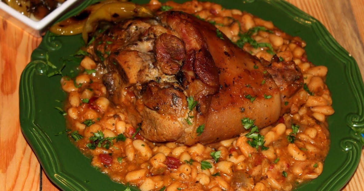 Feijão com pernil de porco