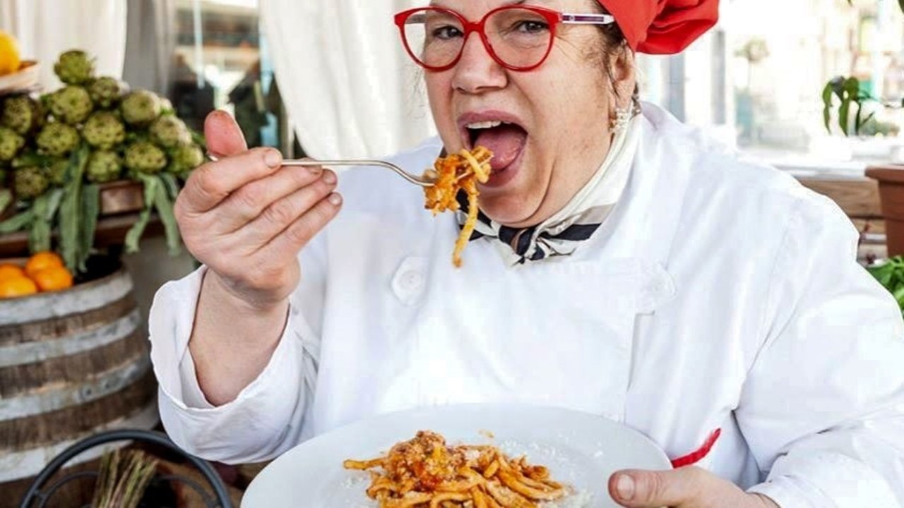 A história da cozinheira Anna Dente e da Associação que lhe foi dedicada