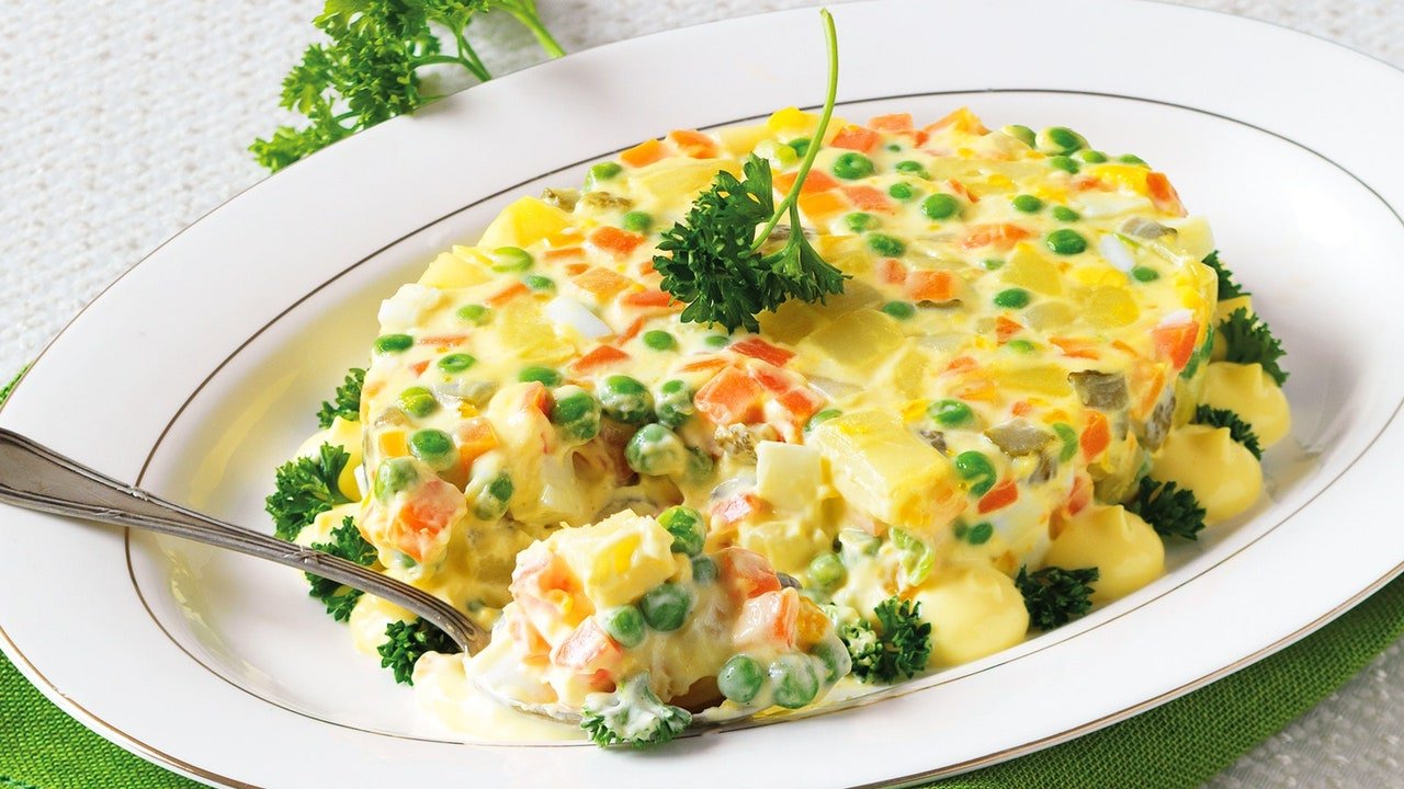 Salada russa: como fazer bem o grande clássico de Natal