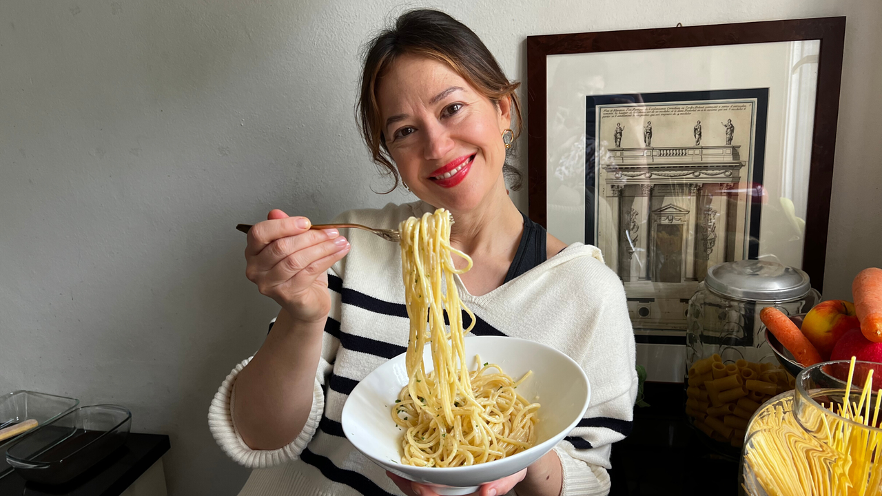 Alho de macarrão, óleo e pimenta super cremosa: a receita