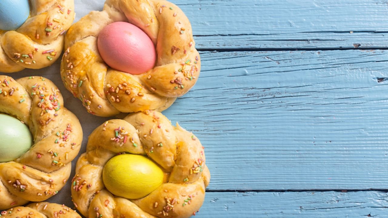 Pão de Páscoa doce, lindo e delicioso. Veja como fazer isso